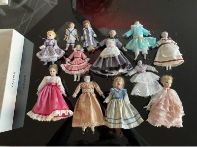 Vintage dolls dressed