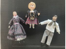 Vintage dolls dressed